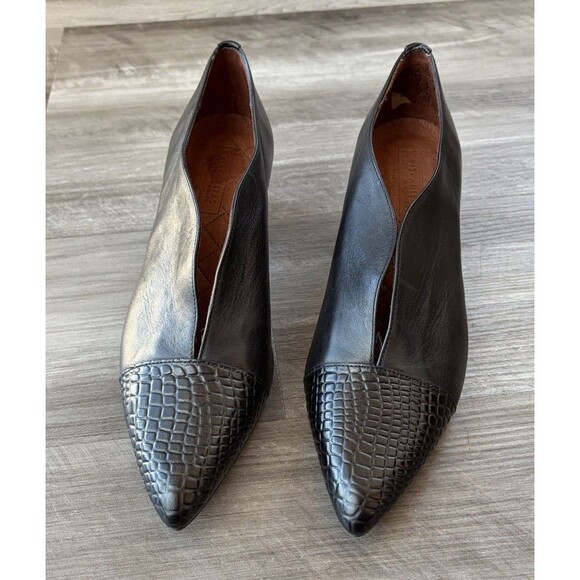 Hispanitas Black Leather Heels Size 11 Pointed Toe Block Heel 42 Spain - Picture 3 of 10